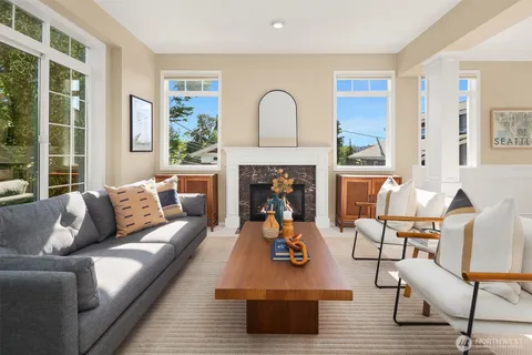 $2,325,000 | 2112 North 64th Street, Seattle, WA 98103