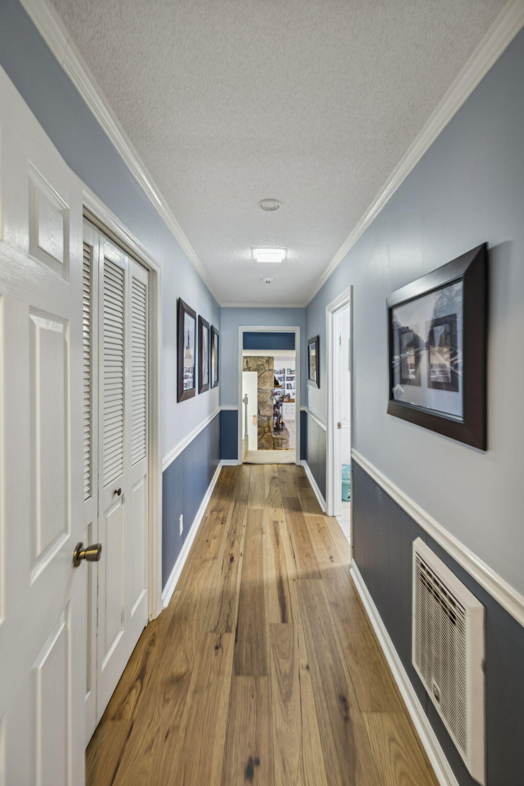 110 Hazel Drive Dalton, GA 30721 - Photo 23 of 75 Hallway to family room/den