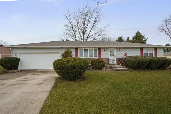 $310,000 | 756 South 375 West, Hebron, IN 46341