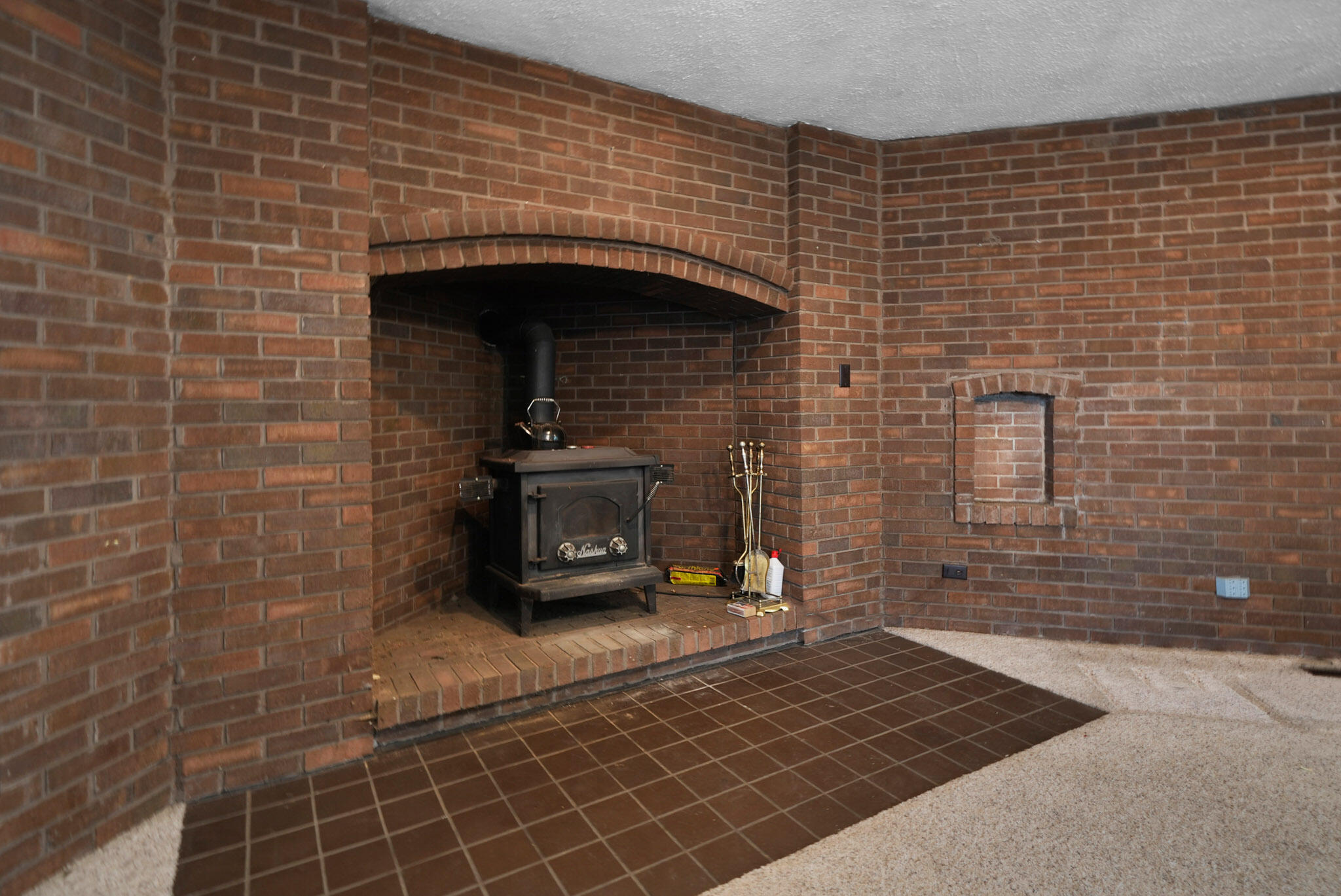 756 South 375 West Hebron, IN 46341 - Photo 8 of 21 a brick oven with fireplace