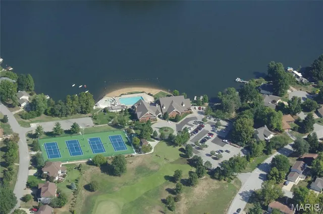 $119,800 | 113 Lemans Court, Unit 113, Lake St. Louis, MO 63367