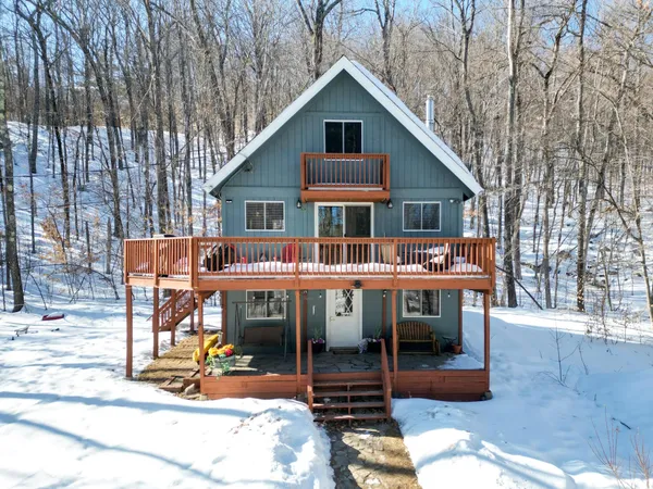 $389,000 | 26 Little Shore Drive, Madison, NH 03849