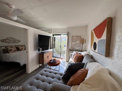 828 Wiggins Pass Road, Unit 9 Naples, FL 34110 - Photo 6 of 20