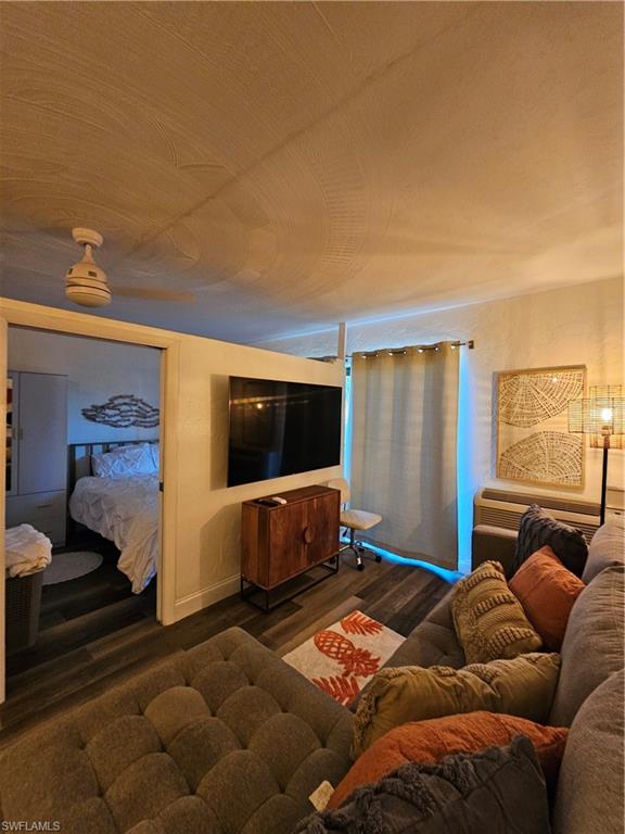 828 Wiggins Pass Road, Unit 9 Naples, FL 34110 - Photo 7 of 20