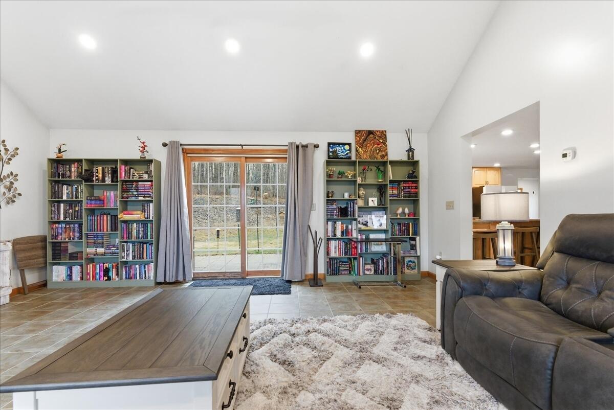 246 Carrs Corner Road Palermo, ME 04354 - Photo 29 of 83 Living Room