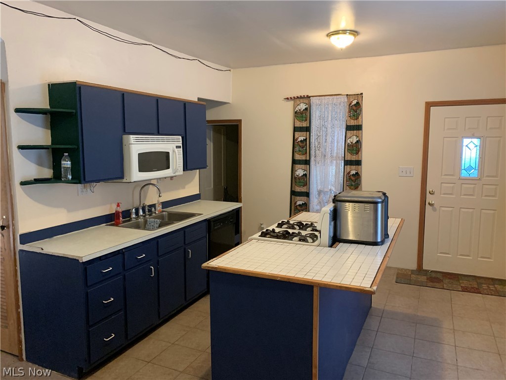 282 Broad Street Struthers, OH 44471 - Photo 5 of 10