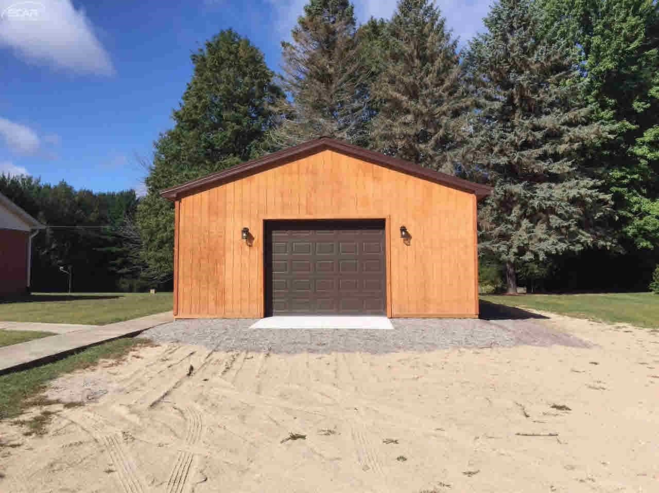8584 Bray Road Vassar, MI 48768 - Photo 35 of 40 21366696-34.JPG