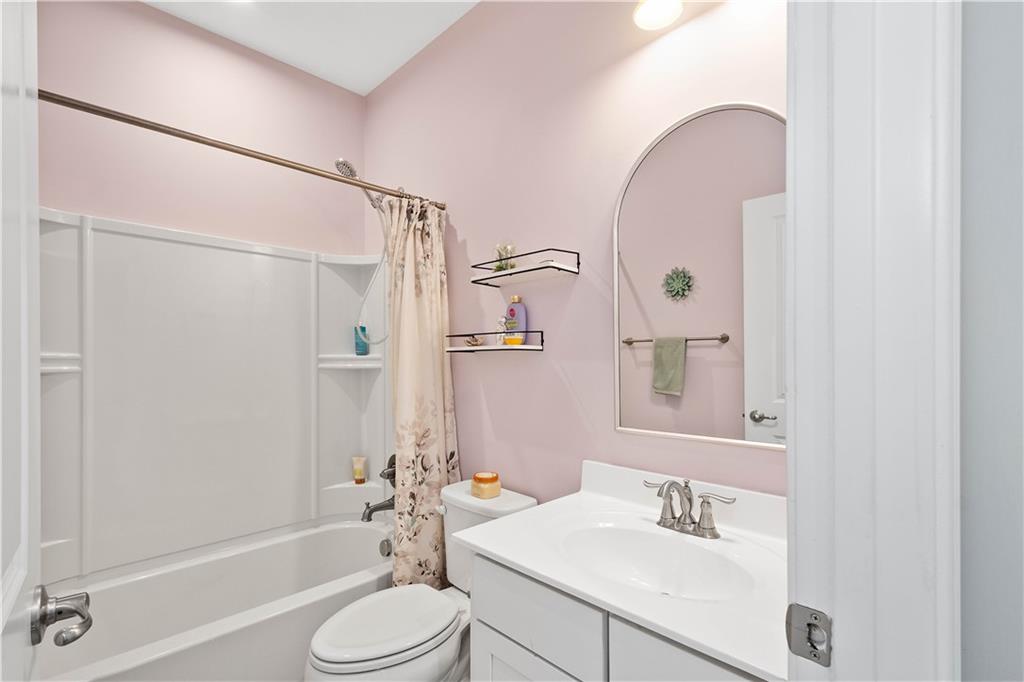 276 Regency Drive Eighty Four, PA 15330 - Photo 20 of 42