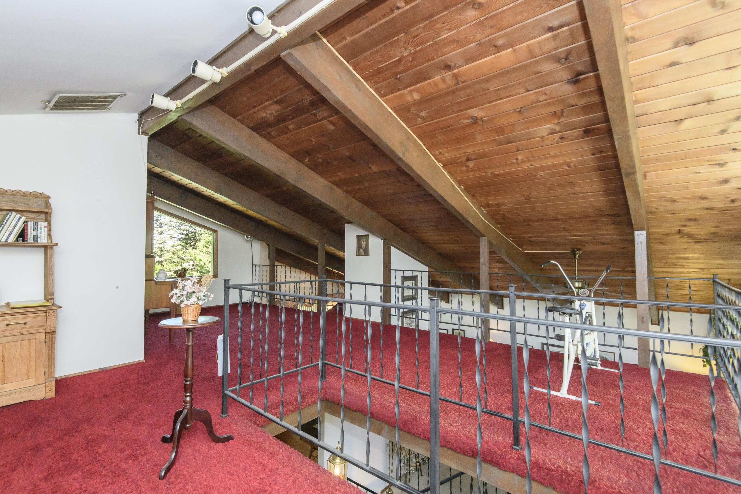 S78W31428 Sugden Road Mukwonago, WI 53149 - Photo 27 of 42 Loft Area