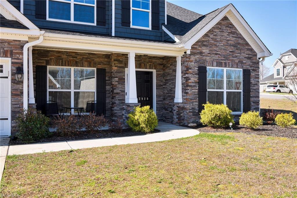 2929 Fernley Court High Point, NC 27262 - Photo 2 of 36