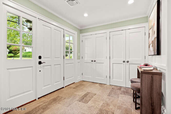 22 Miltiades Avenue Riverside, CT 06878 - Photo 4 of 24 22 Miltiades Ave Riverside CT-small-022-