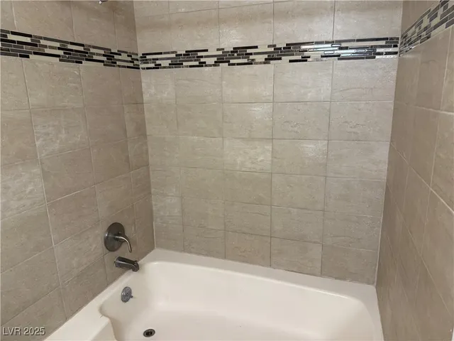 $1,000 | 4689 West Sand Creek Avenue, Unit C, Las Vegas, NV 89103