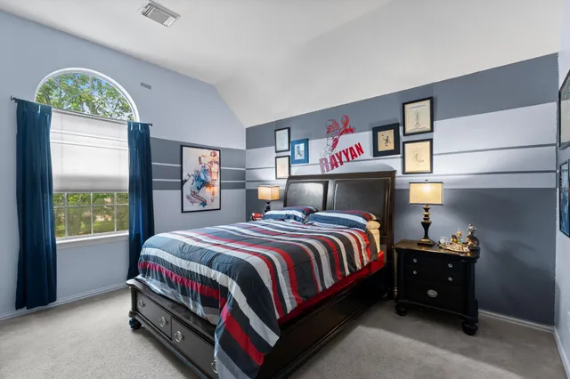 $3,700 | 51 North Scribewood Circle, The Woodlands, TX 77382