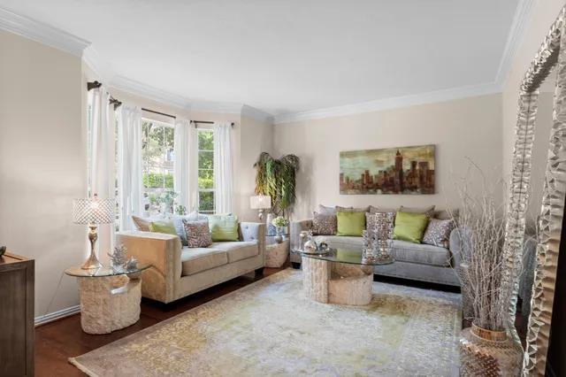 $3,700 | 51 North Scribewood Circle, The Woodlands, TX 77382