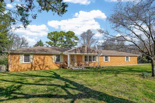 $529,900 | 6817 Dale Ridge Road, Lancaster, TN 38569