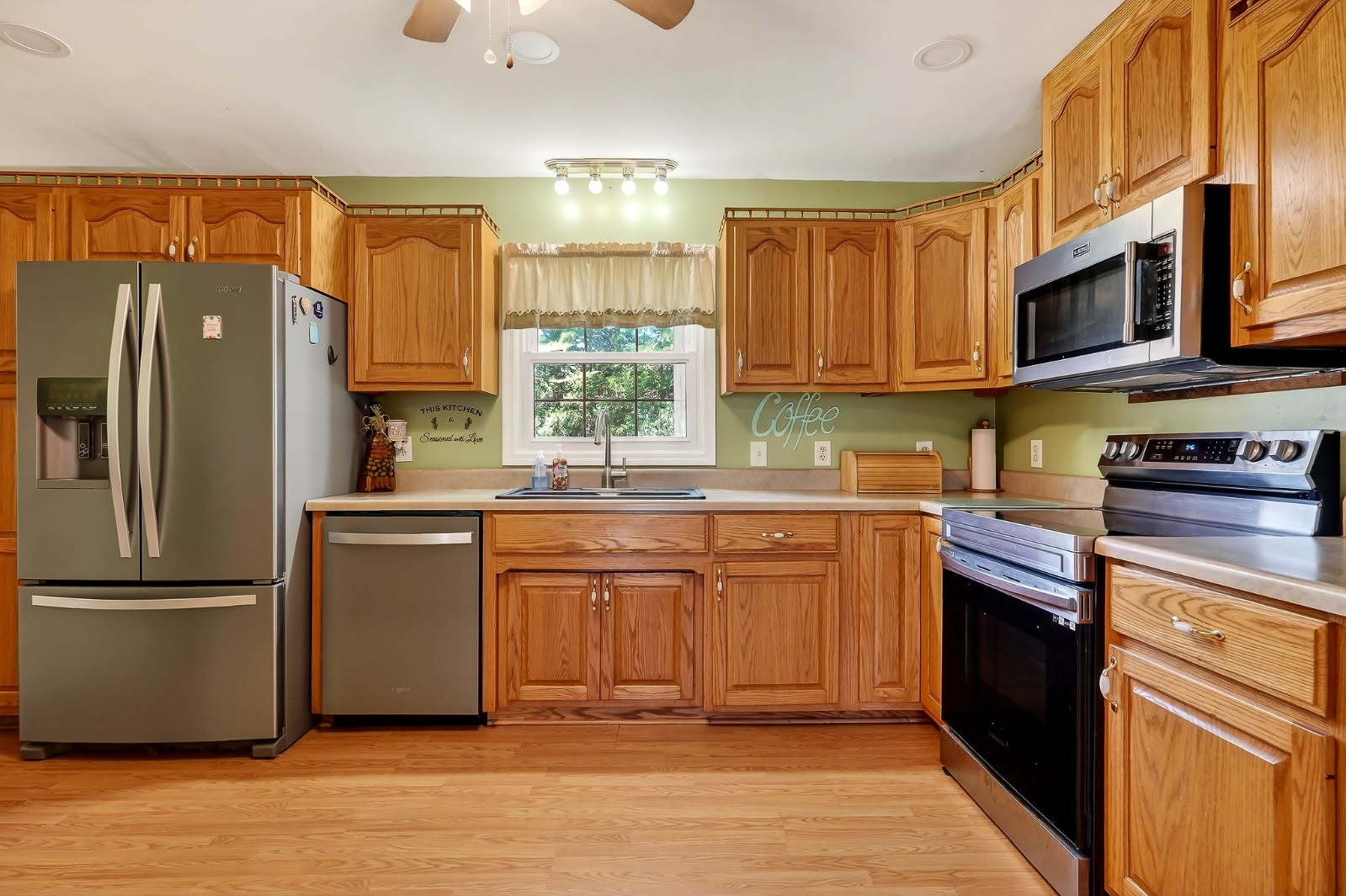 6817 Dale Ridge Road Lancaster, TN 38569 - Photo 8 of 47