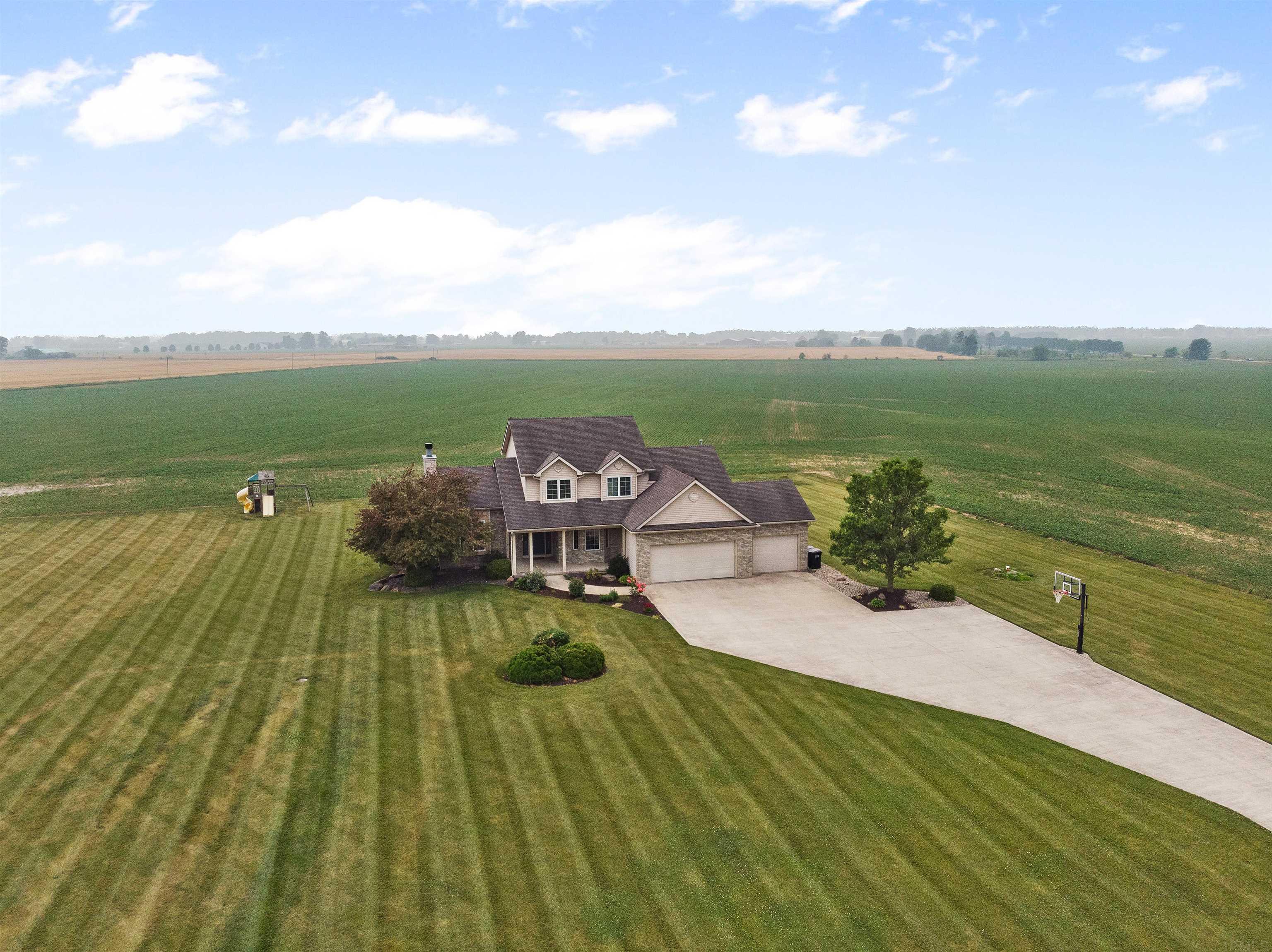 9335 Bull Rapids Road Woodburn, IN 46797 - Photo 4 of 35