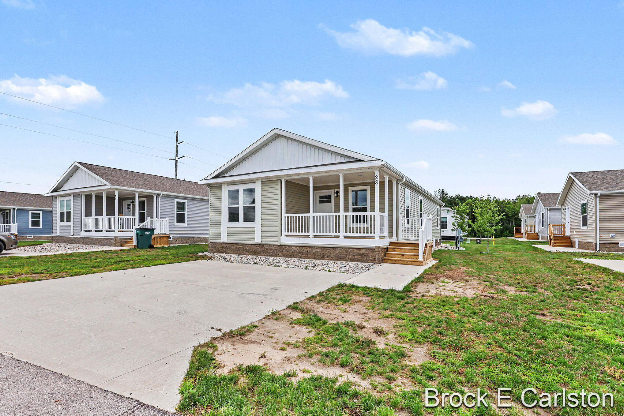 1283 East Ellis Road, Unit 28 Muskegon, MI 49441 - Photo 2 of 16 QJ1A9110
