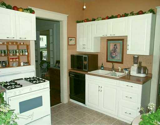 483 Reno Street Rochester, PA 15074 - Photo 3 of 7