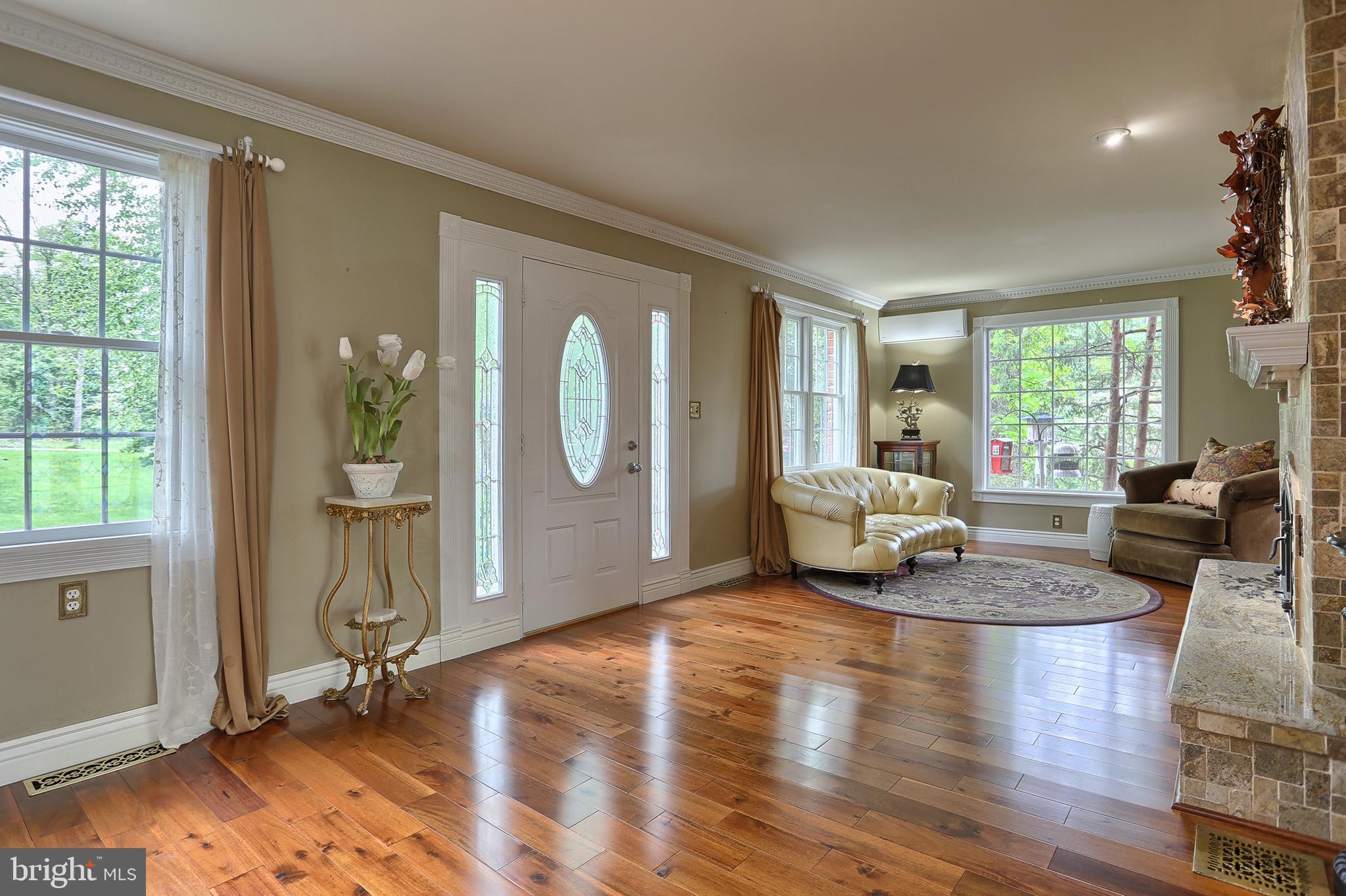 5555 Ridge Road Elizabethtown, PA 17022 - Photo 3 of 52 Gallery Image 3