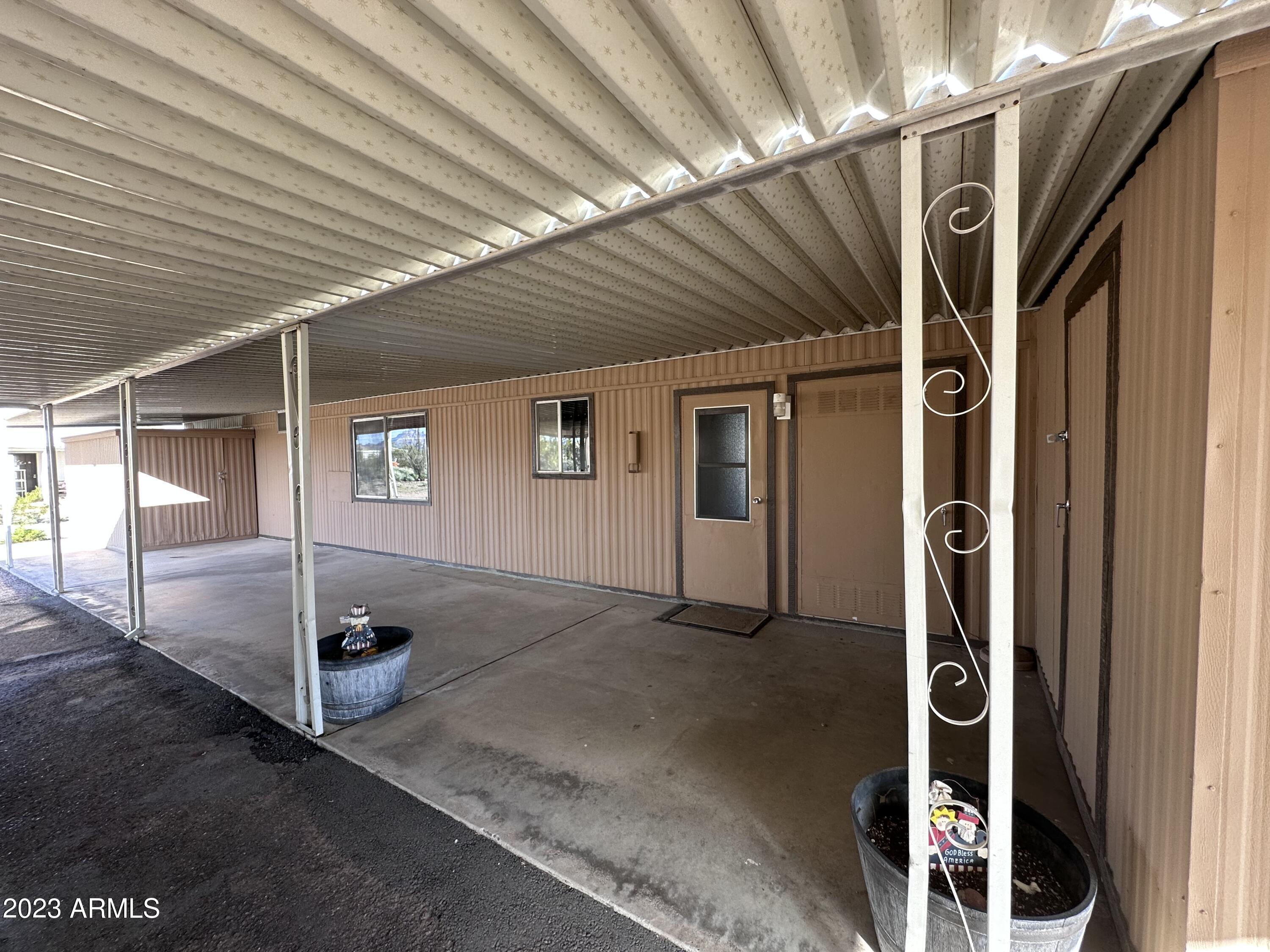 538 North Goldfield Road Apache Junction, AZ 85119 - Photo 10 of 19 03419949-FD69-4322-8EAA-0464858A2FCD