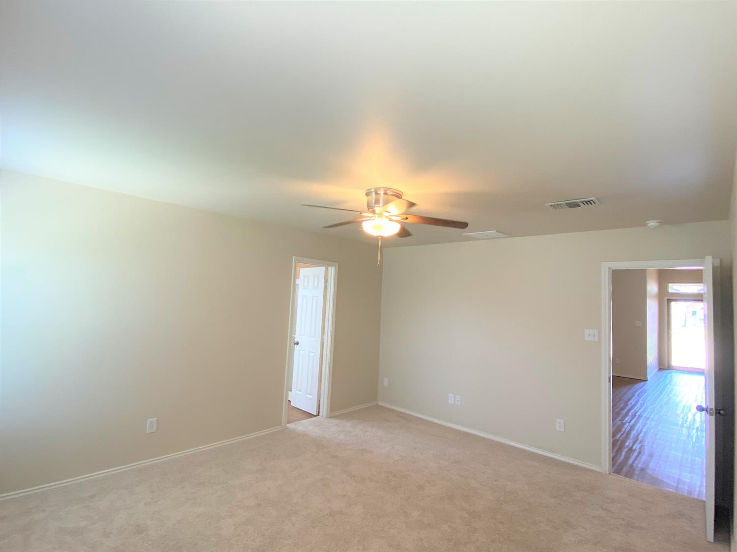 2011 100th Street Lubbock, TX 79423 - Photo 16 of 20 Photo 16