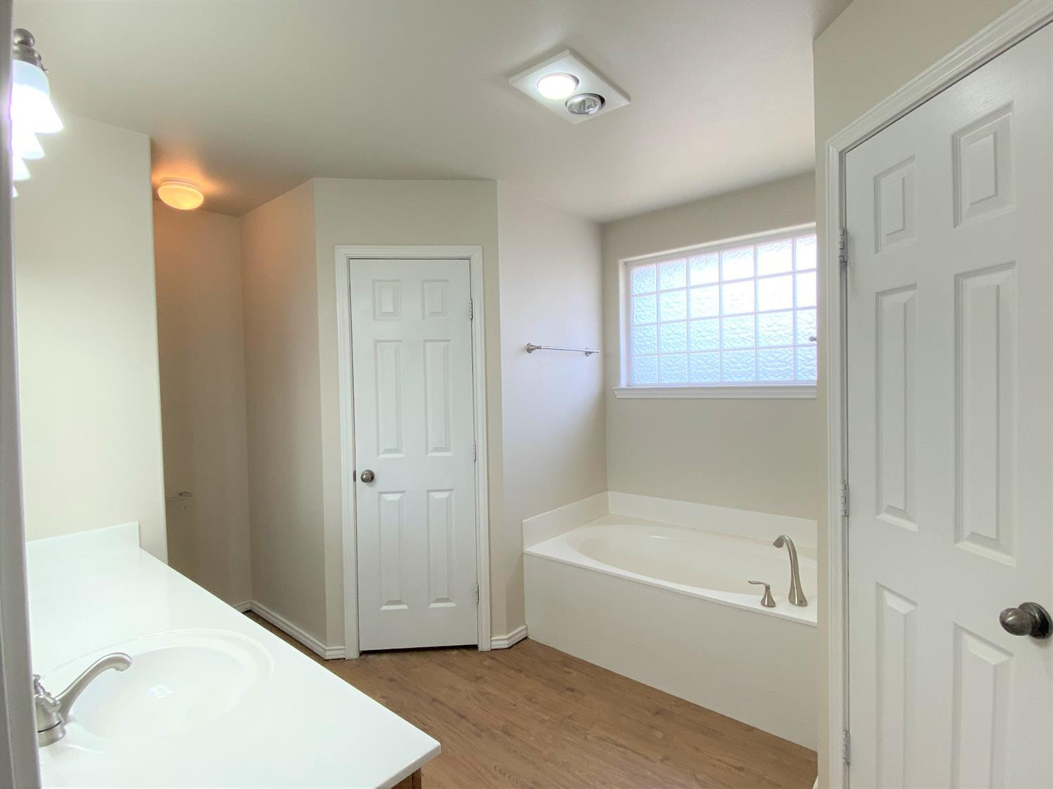 2011 100th Street Lubbock, TX 79423 - Photo 17 of 20 Photo 17
