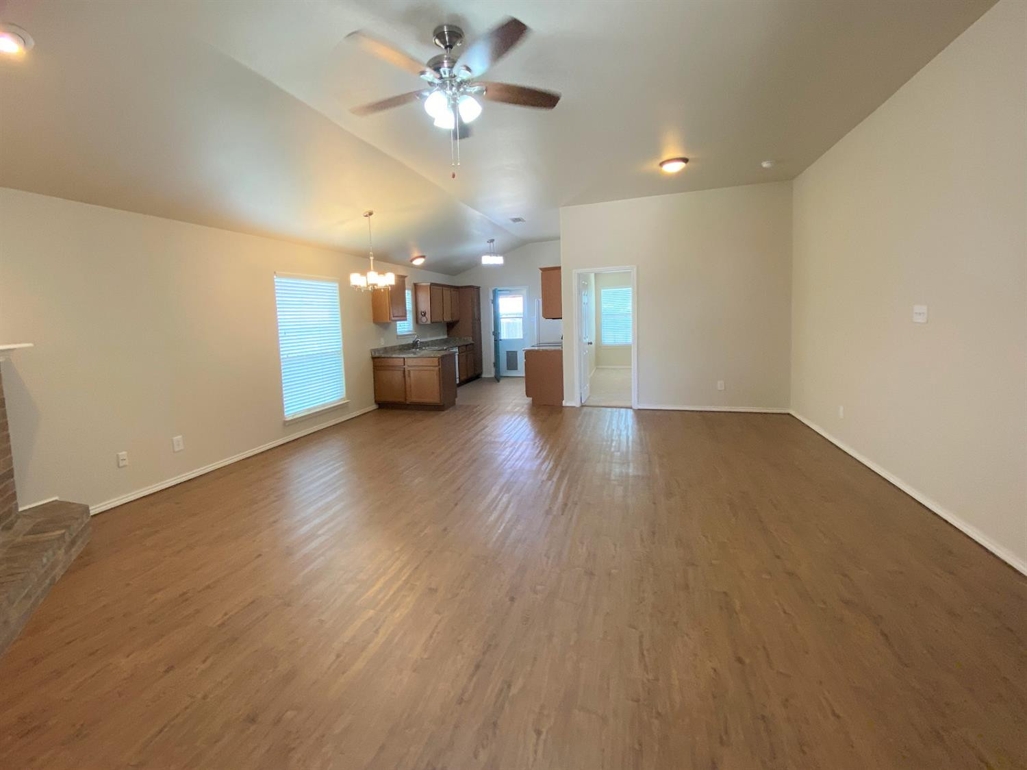 2011 100th Street Lubbock, TX 79423 - Photo 6 of 20 Photo 6