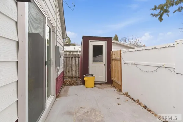 $235,000 | 221 South Holmes Avenue, Shelley, ID 83274