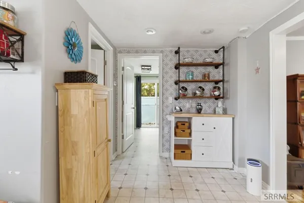 $235,000 | 221 South Holmes Avenue, Shelley, ID 83274