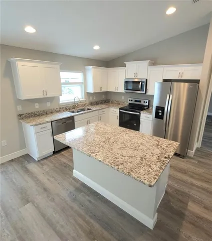 $1,695 | 7236 North Glenridge Circle, Citrus Springs, FL 34434