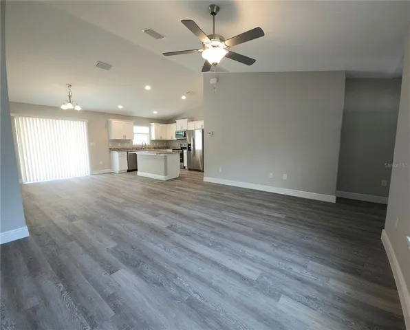 $1,695 | 7236 North Glenridge Circle, Citrus Springs, FL 34434