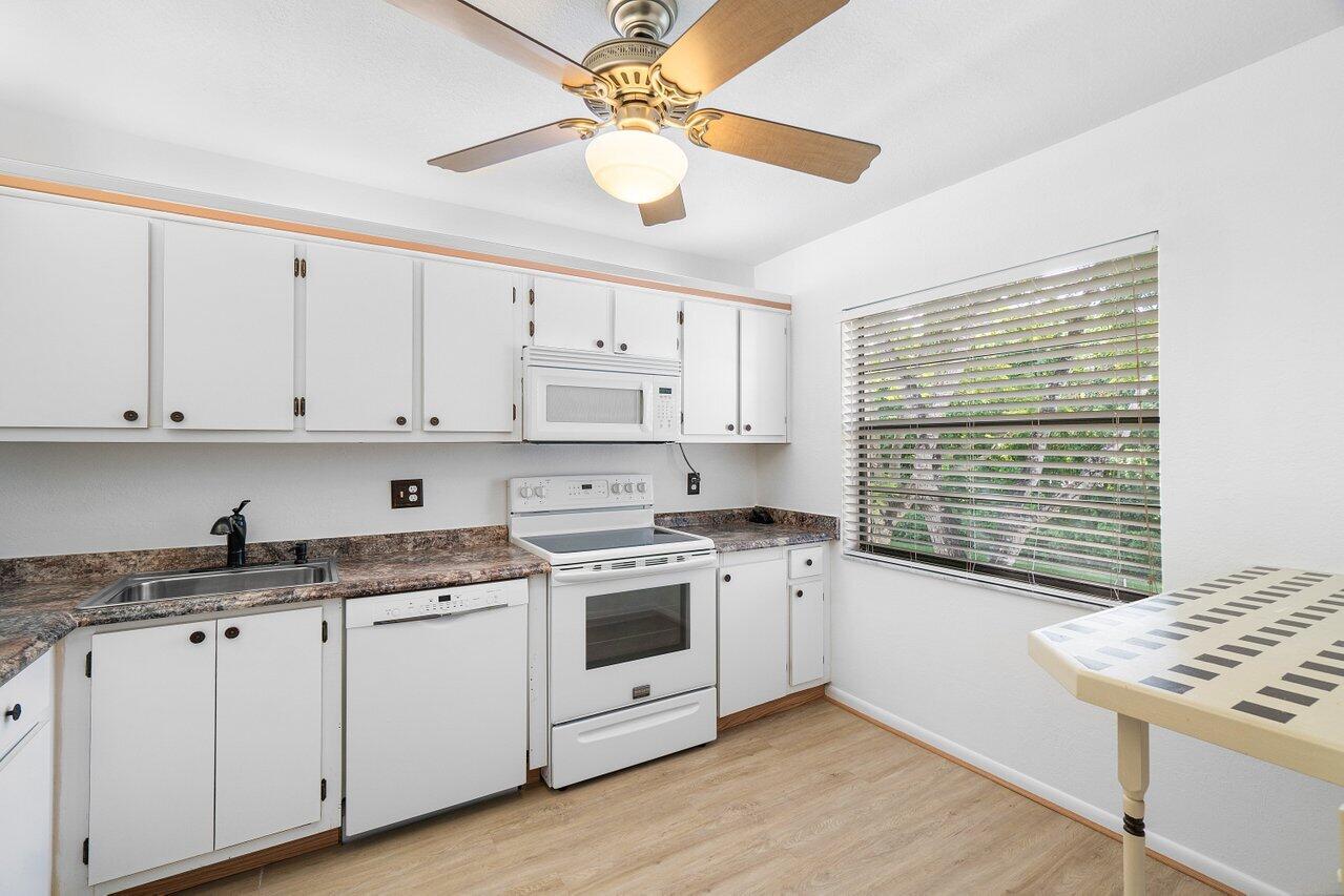 21743 Arriba Real, Unit 28D Boca Raton, FL 33433 - Photo 10 of 26 1