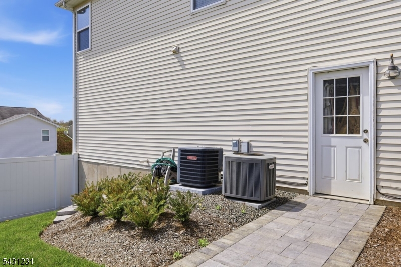 27 Lambert Street Washington, NJ 07882 - Photo 31 of 35