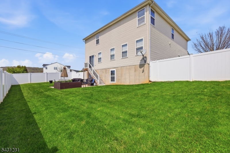 27 Lambert Street Washington, NJ 07882 - Photo 33 of 35