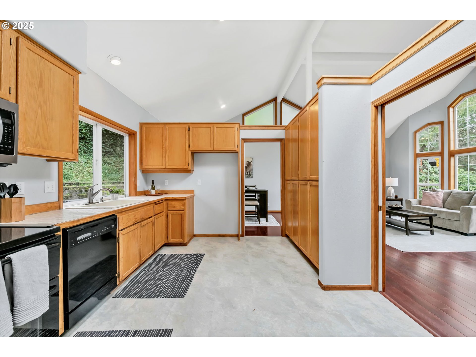 3870 Ashford Drive Eugene, OR 97405 - Photo 11 of 40