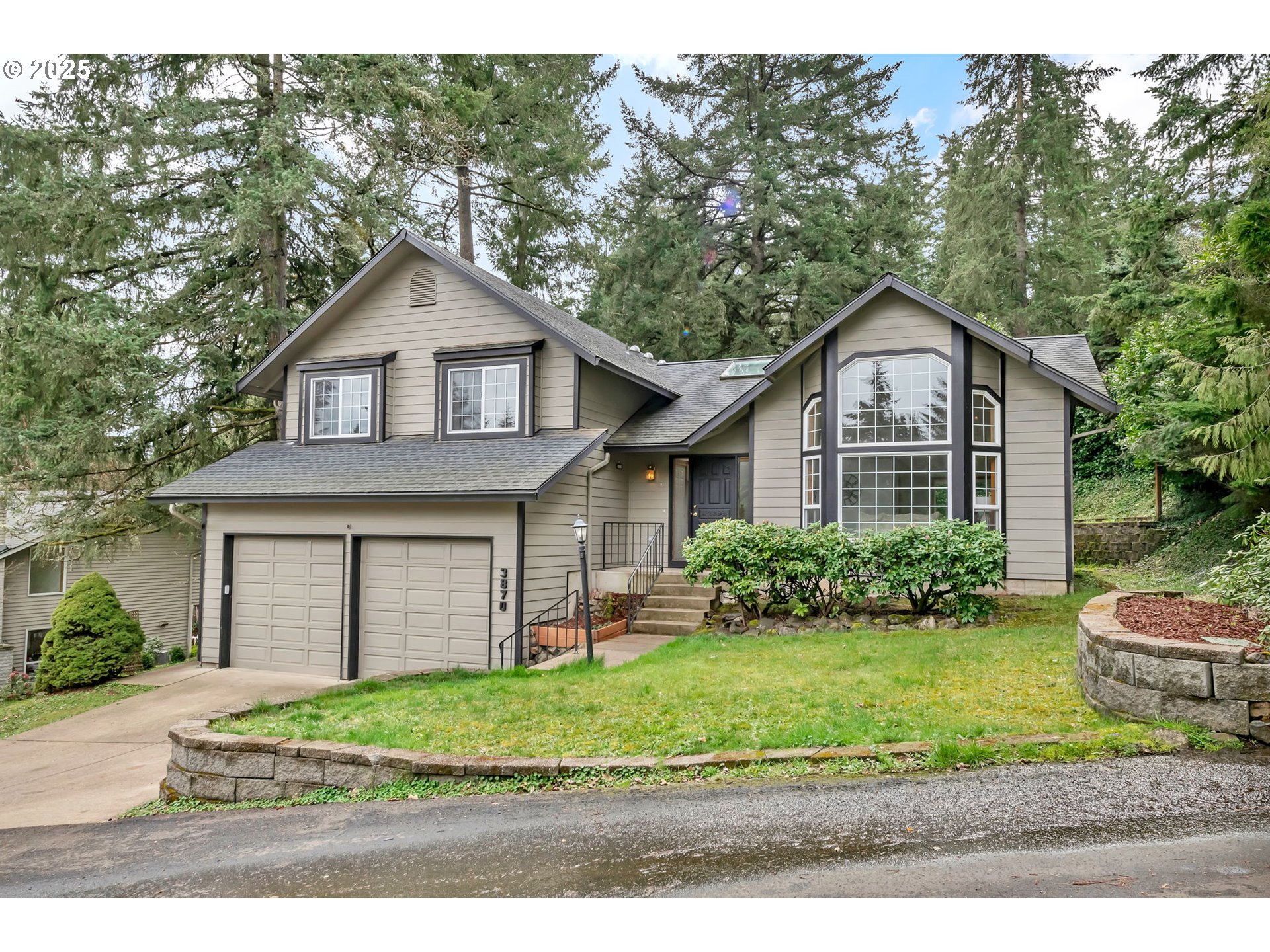 3870 Ashford Drive Eugene, OR 97405 - Photo 2 of 40