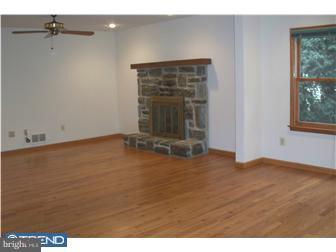 759 West Rolling Road Springfield, PA 19064 - Photo 5 of 12