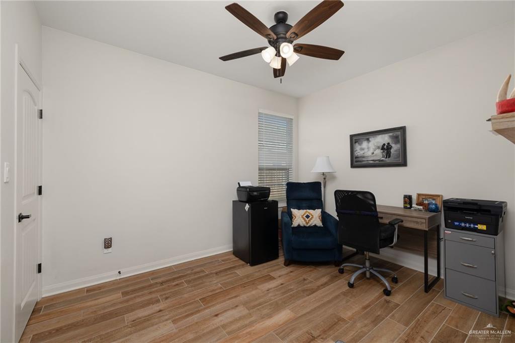 14404 Chalk Rdg Drive McAllen, TX 78504 - Photo 14 of 27