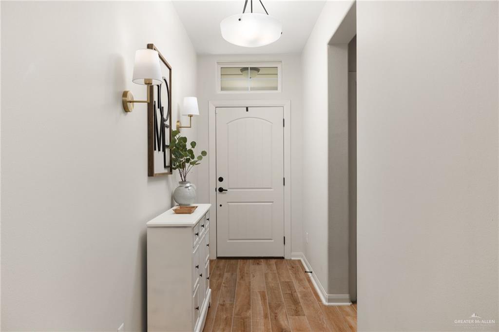 14404 Chalk Rdg Drive McAllen, TX 78504 - Photo 3 of 27