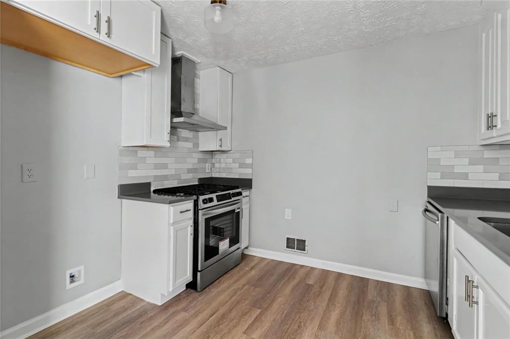 8908 Thomas Road Jonesboro, GA 30238 - Photo 7 of 27 Gallery Image 7