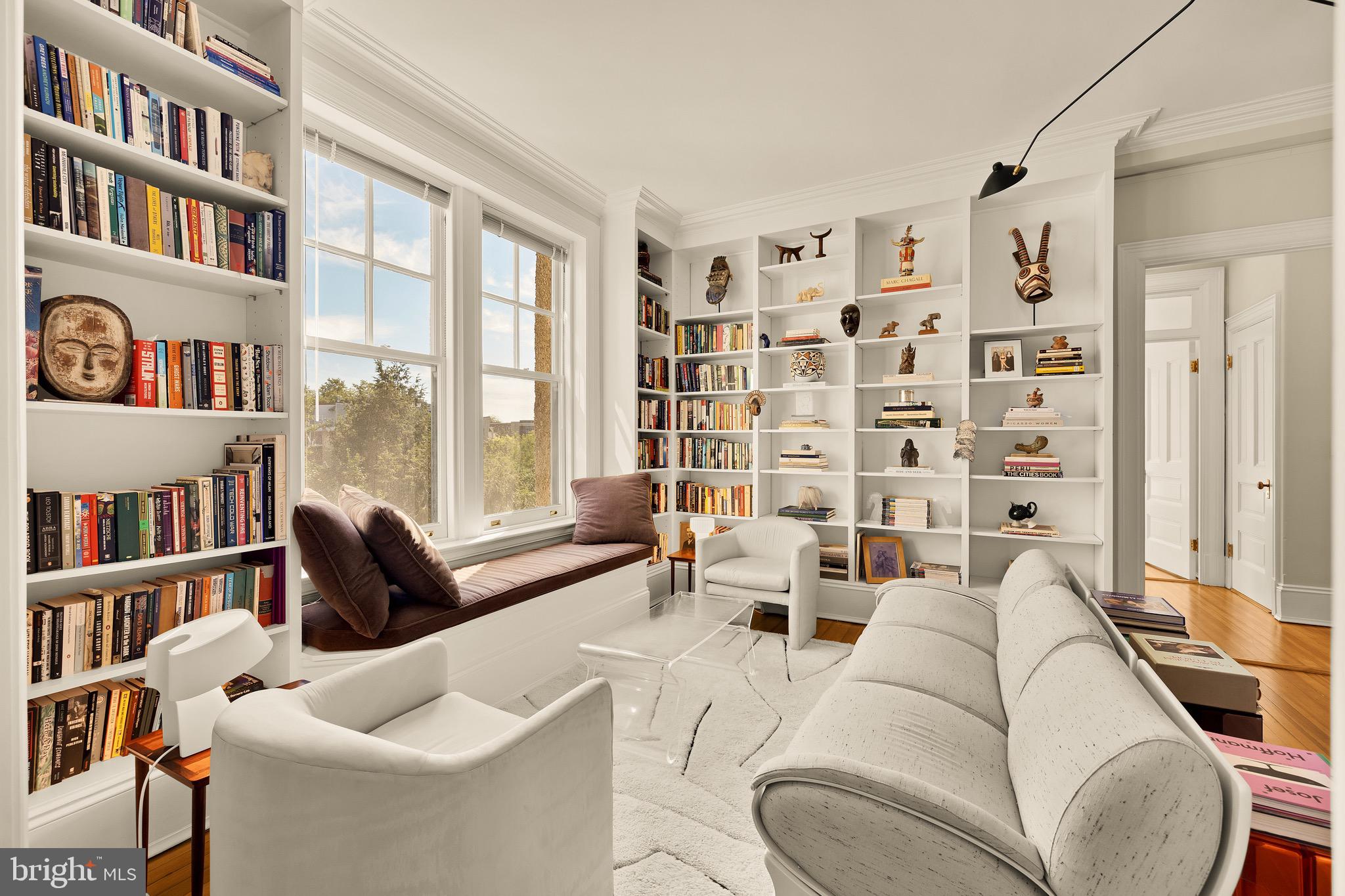 2853 Ontario Road Northwest, Unit 423 Washington, DC 20009 - Photo 12 of 53