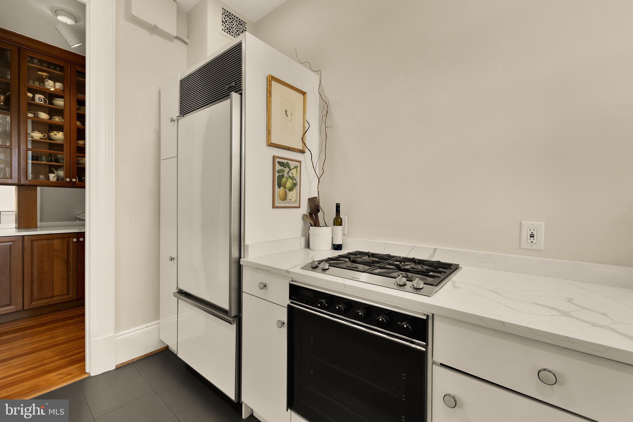 2853 Ontario Road Northwest, Unit 423 Washington, DC 20009 - Photo 27 of 53