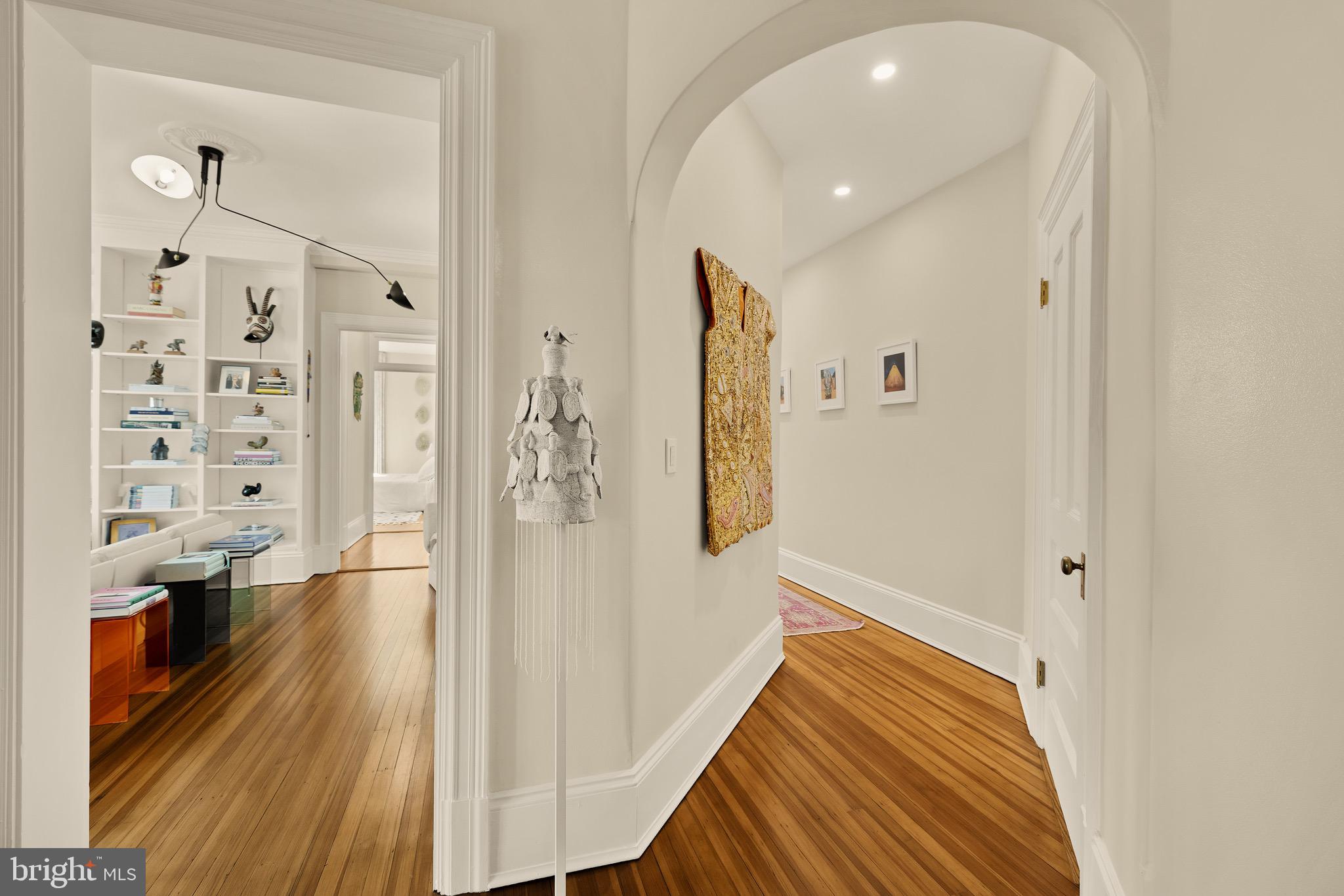 2853 Ontario Road Northwest, Unit 423 Washington, DC 20009 - Photo 6 of 53