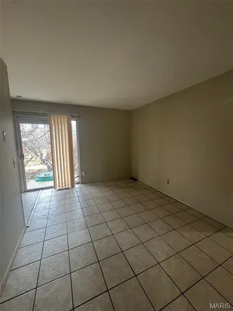$69,000 | 6655 Blossomwood Drive, Unit B, Florissant, MO 63033