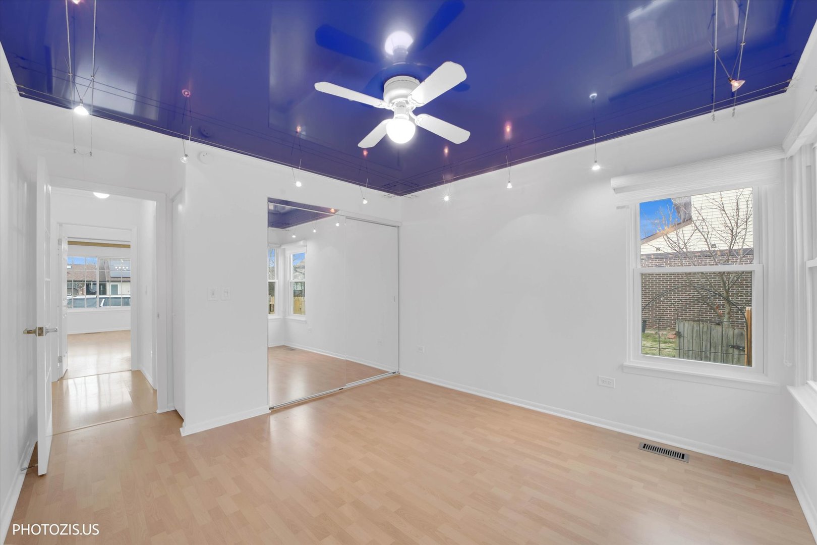 533 Lyon Drive Buffalo Grove, IL 60089 - Photo 15 of 31