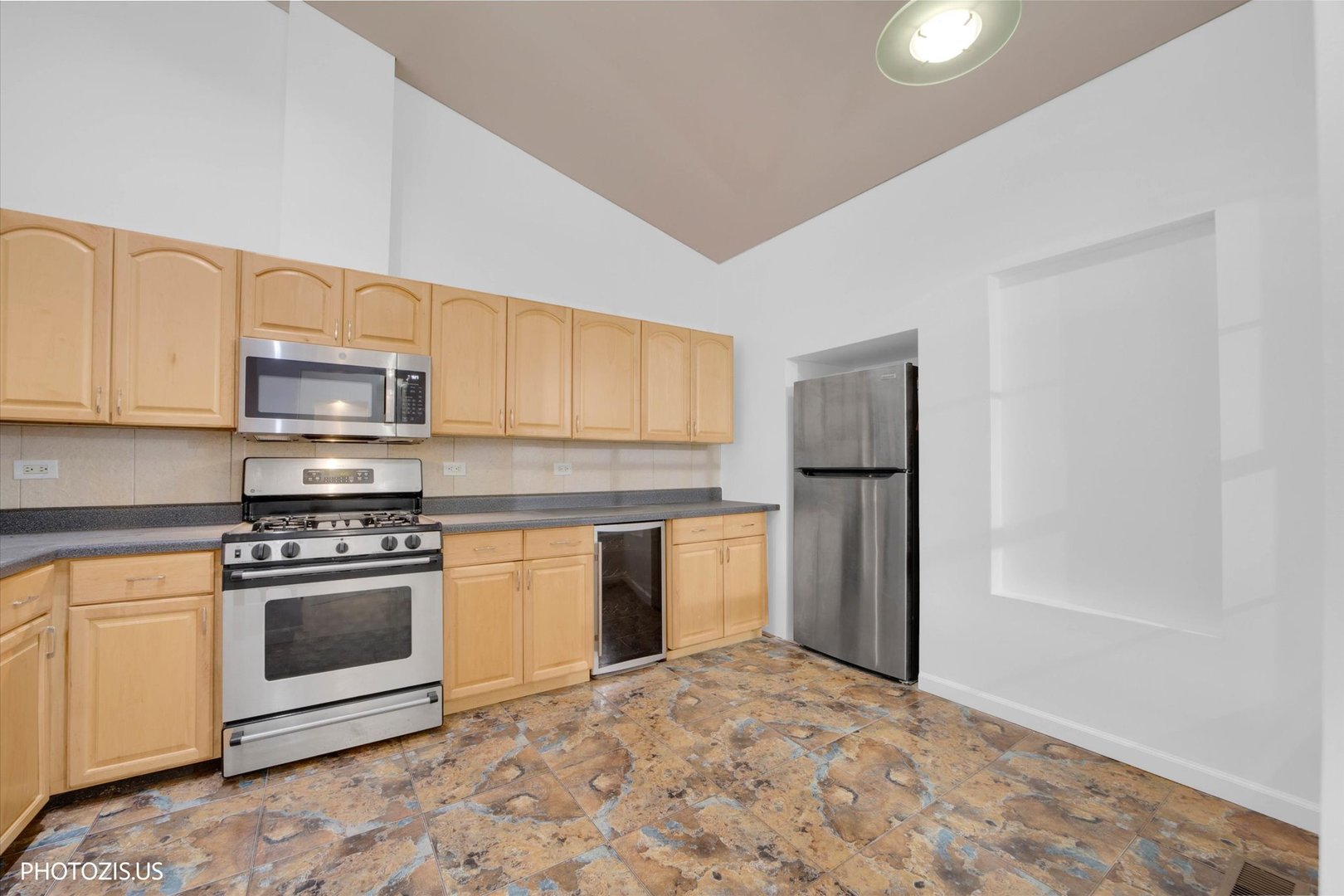 533 Lyon Drive Buffalo Grove, IL 60089 - Photo 8 of 31