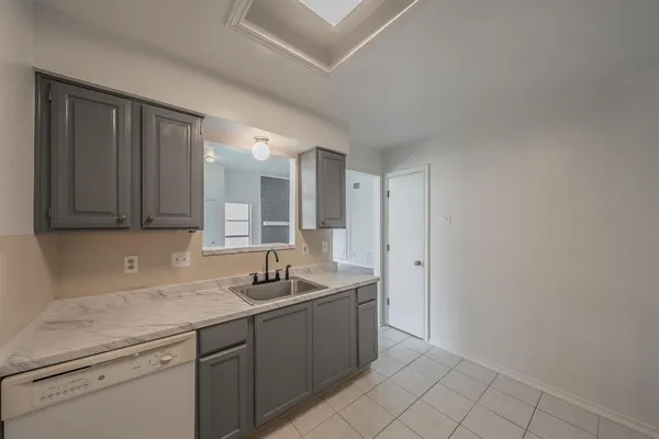 $2,150 | 3031 Lela Street, Irving, TX 75061