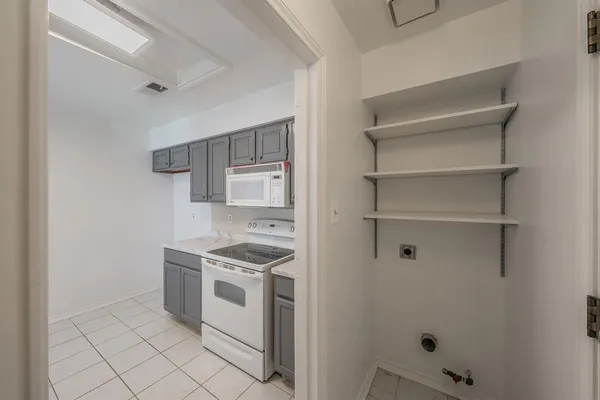$2,150 | 3031 Lela Street, Irving, TX 75061