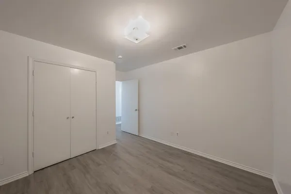 $2,150 | 3031 Lela Street, Irving, TX 75061